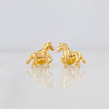Horse Stud Earrings 1.1g / in / 8.7mm 18K Yellow Gold