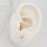 Square Halo Stud Earrings 0.65g / in / 3.25mm 18K Yellow Gold