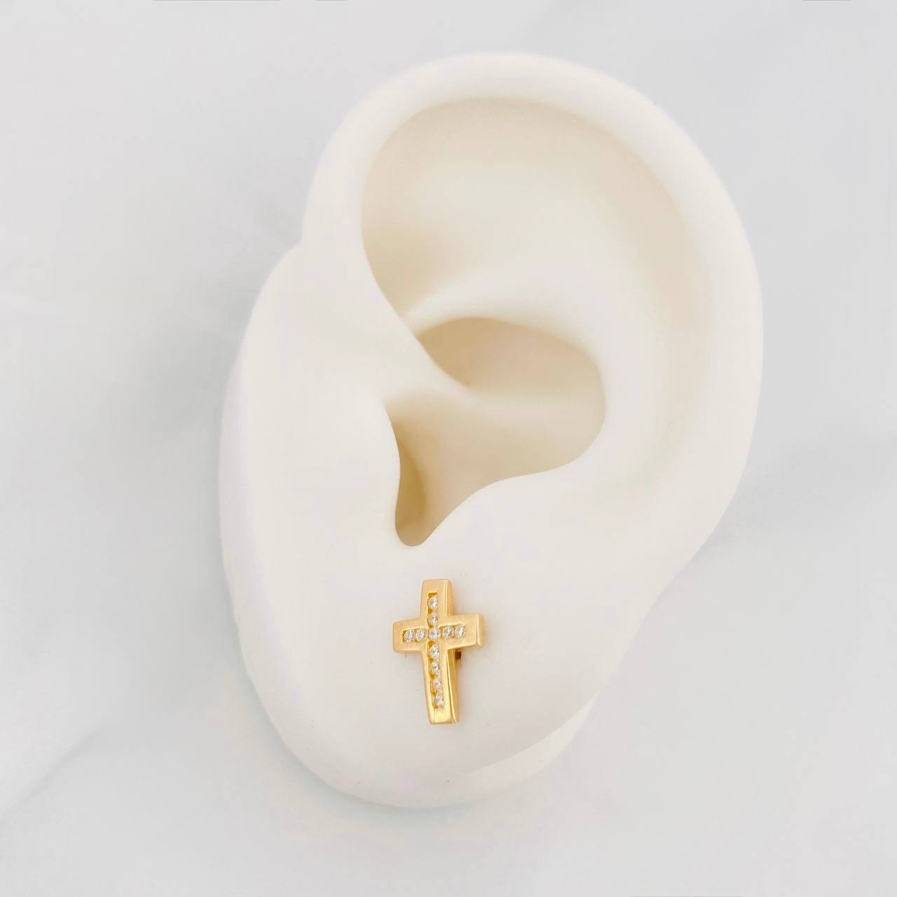 Stud Earrings Cross 1.2g / in / 7.7mm Yellow Gold 18K