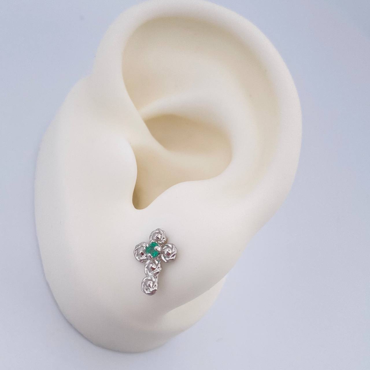 Topos Cruz Rosas Esmeralda 1.1gr / 7 mm / Plata 925 %