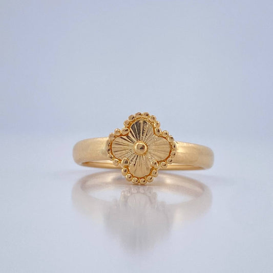 Anillo Anillo Trebol 2.1gr / T6 3/4 / Oro Amarillo 18K $