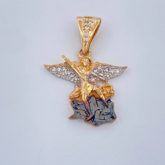 Dije San Miguel 2.95gr / 1 in / Tres Oros 18K $