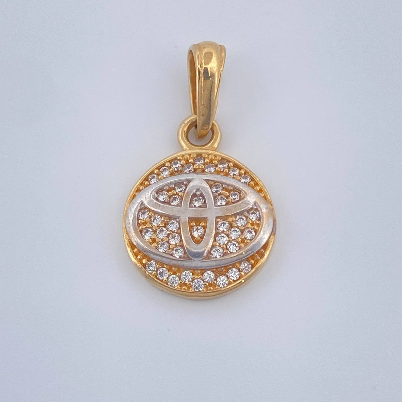 Dije Circulo Marca Automovil 2.3gr / 1 in / Dos Oros Amarillo Blanco 18K $