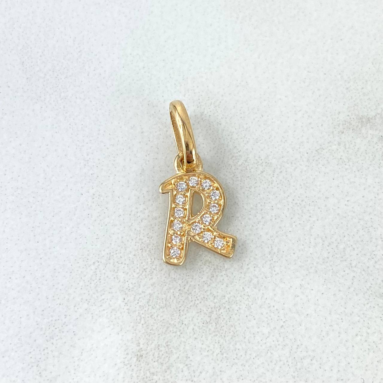 Pendant Letter R Silhouette 0.7gr / 1.6cm / White Zircons Yellow Gold