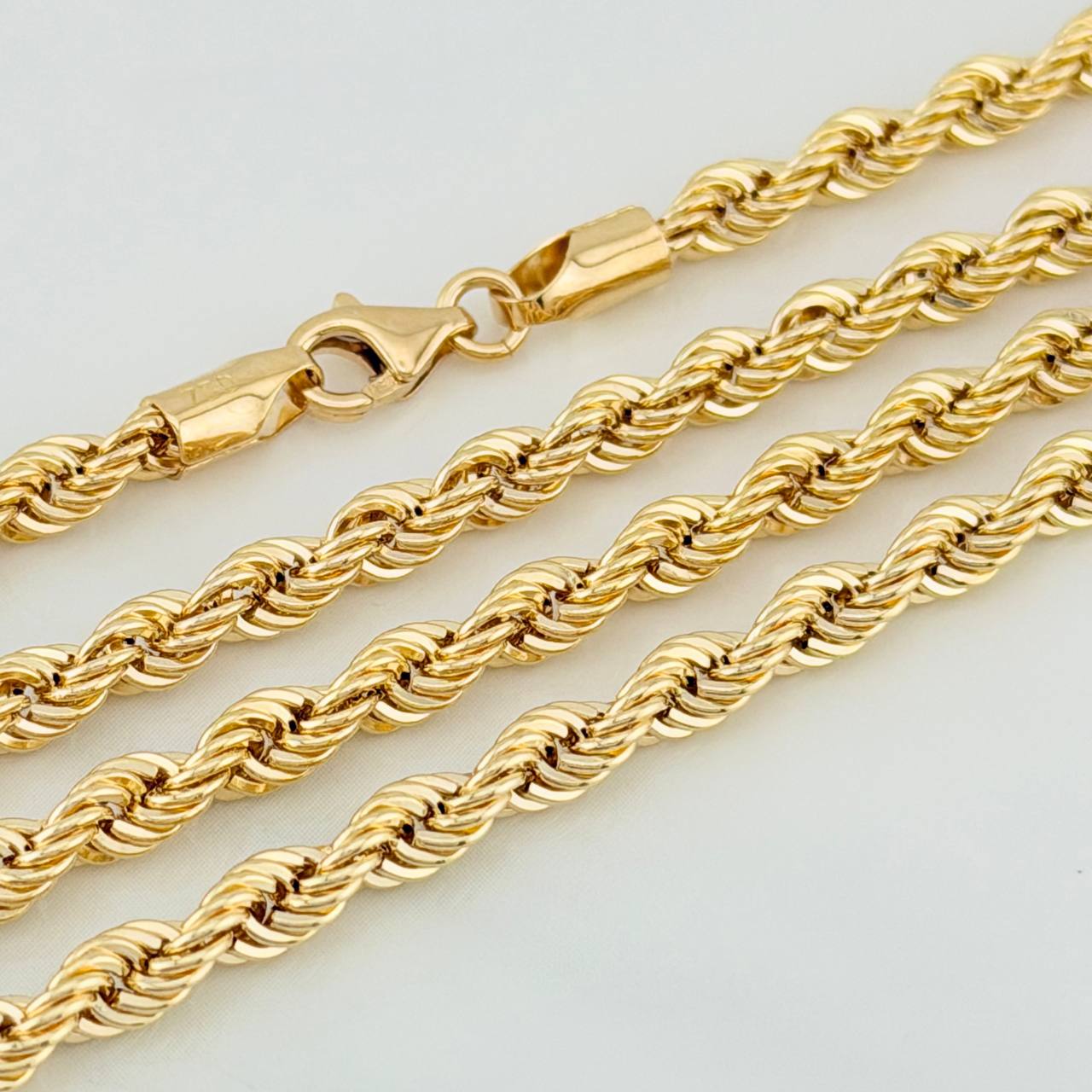 Cadena Lazo 8.6gr / 23 1/2 in / 2.97mm Oro Amarillo +3 18K $