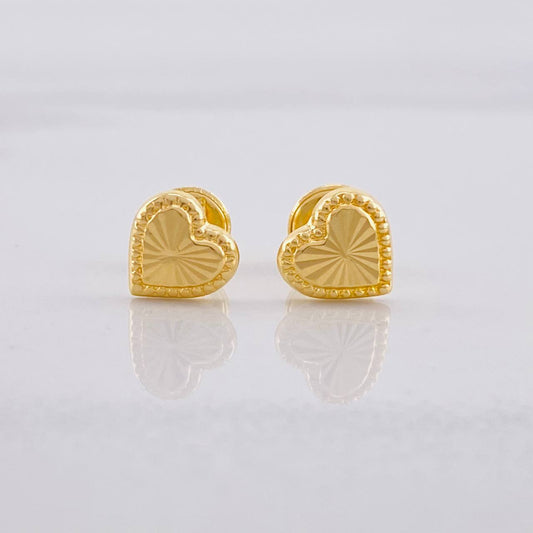 Diamond Cut Heart Stud Earrings 0.6g / in / 6.8mm 18K Yellow Gold