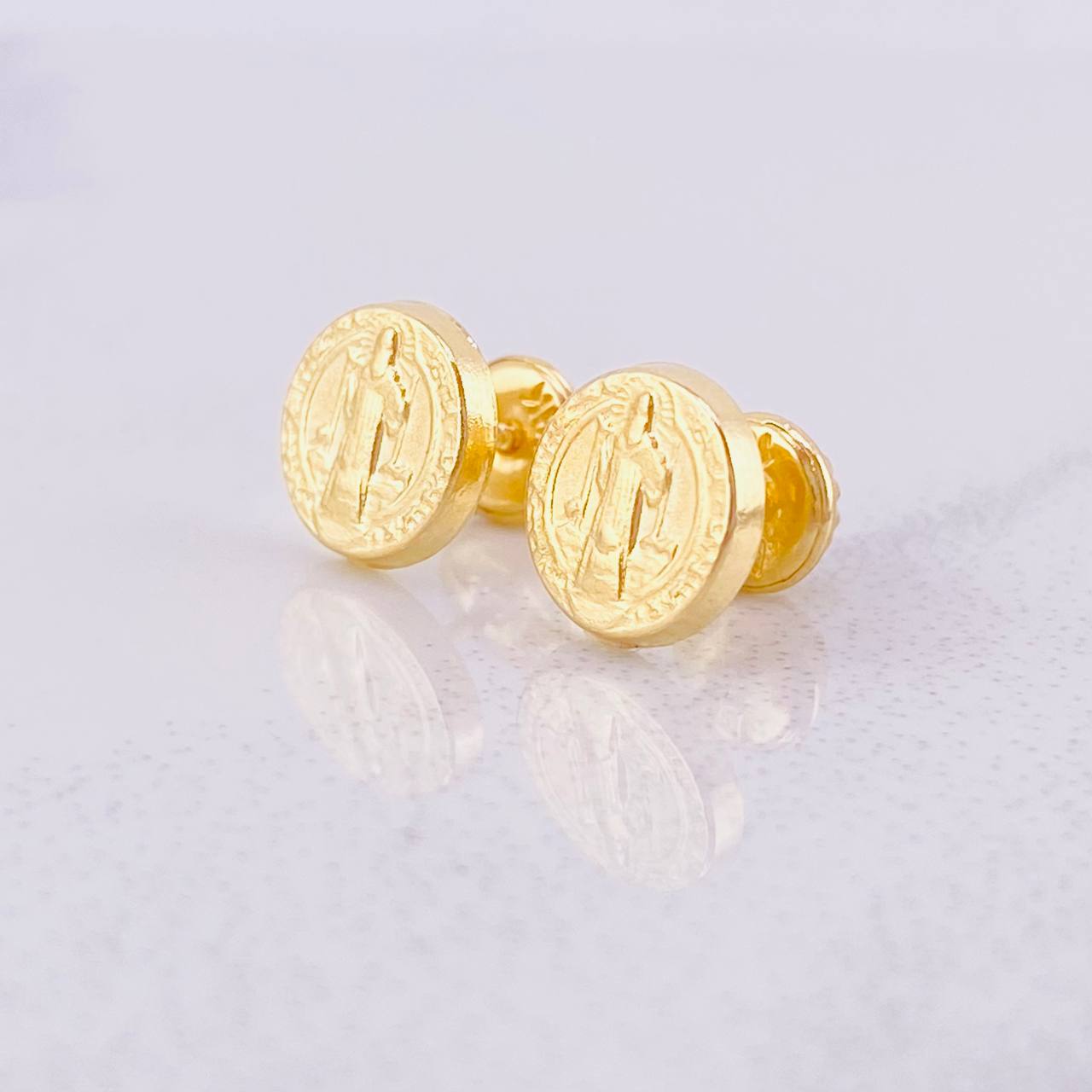 Topos San Benito 0.75g / in / 8.3mm Oro Amarillo 18K