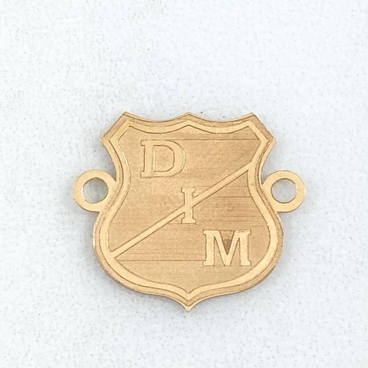Charm Independiente Medellin Shield 0.9gr / 0.7in / 18K Gold