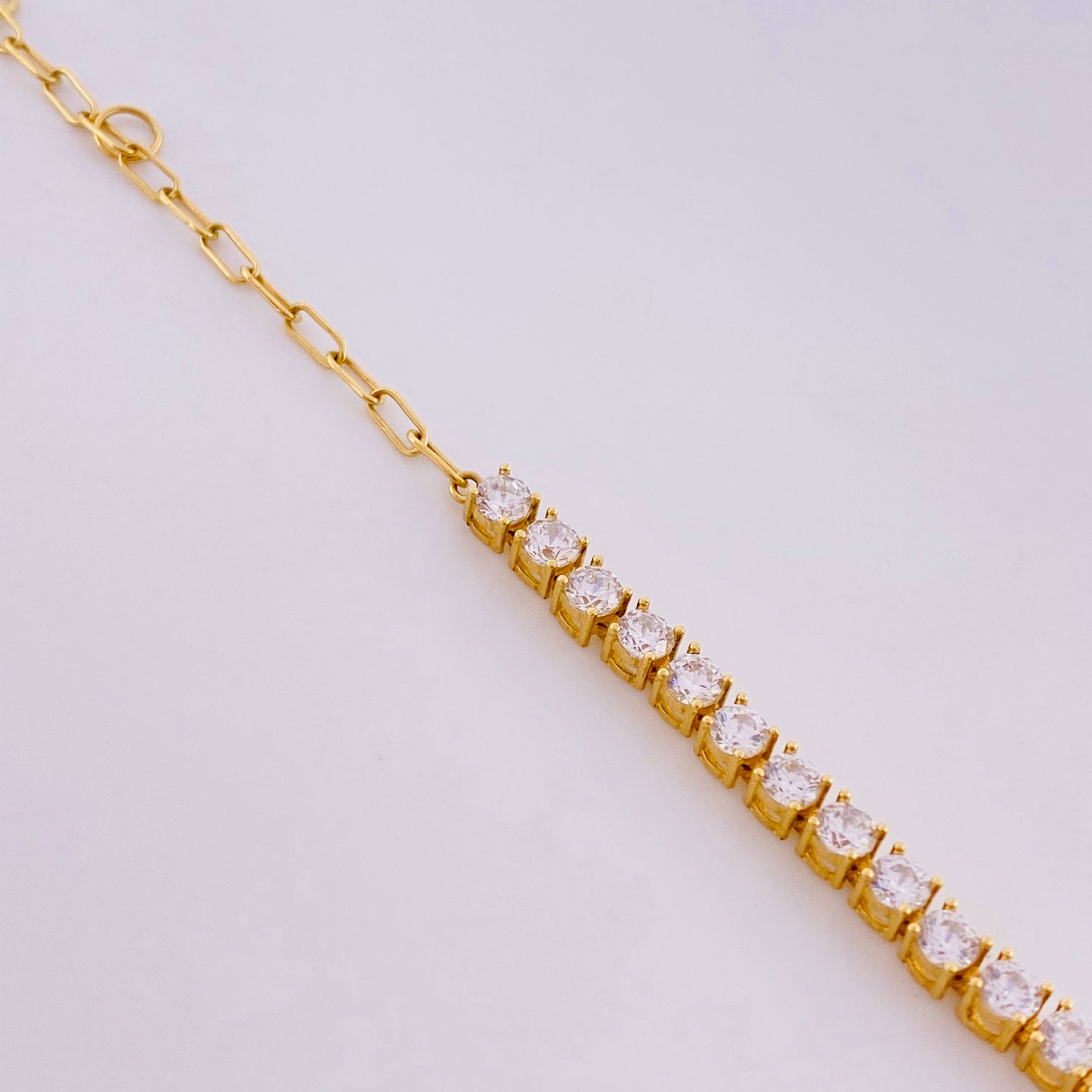 Pulso Modulable Tenis 5.4g / 7 3/4 in - 7 1/4 in / 3mm Oro Amarillo 18K
