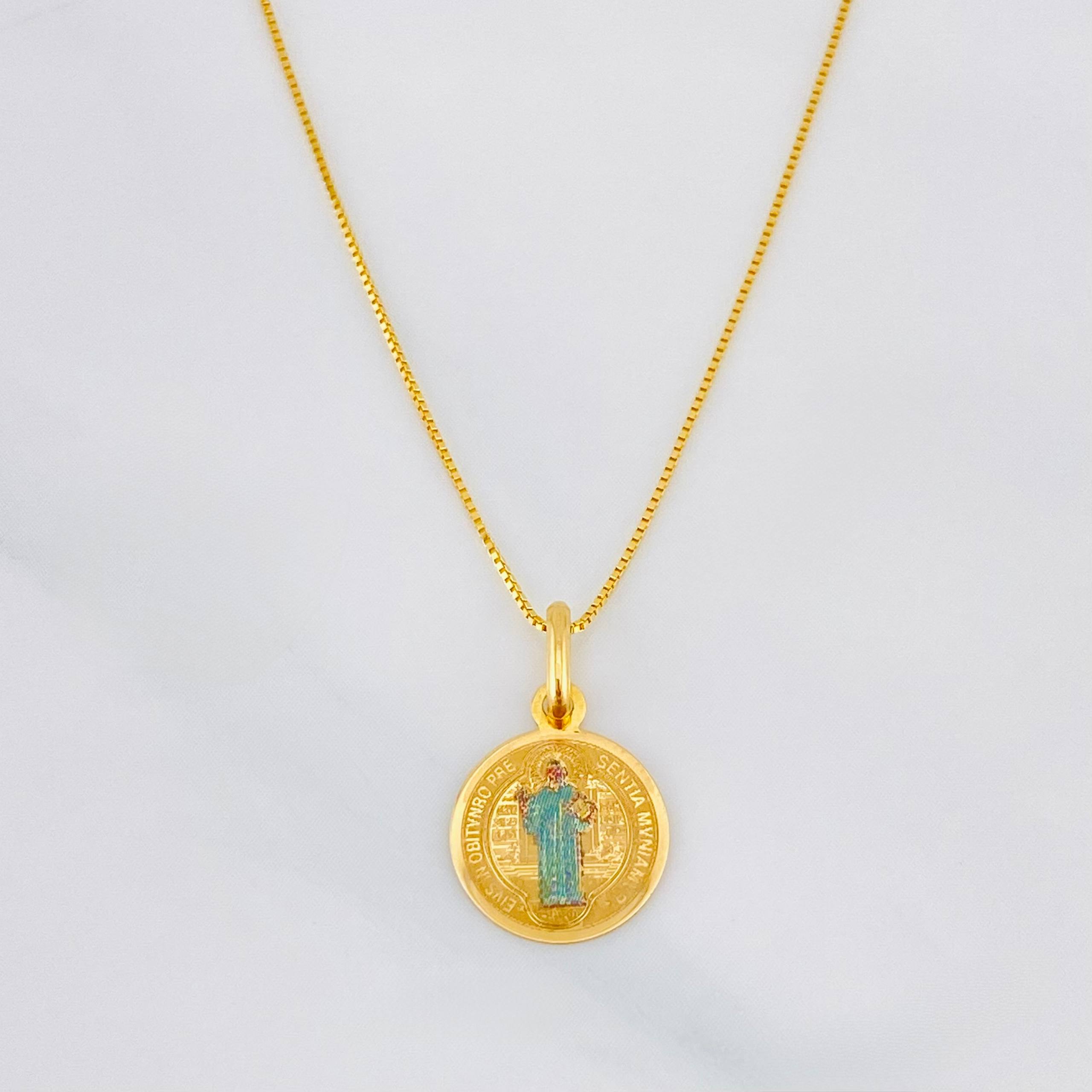 Venetian Chain + Saint Benedict Pendant / 1.55g / 18 in Yellow Gold 18K