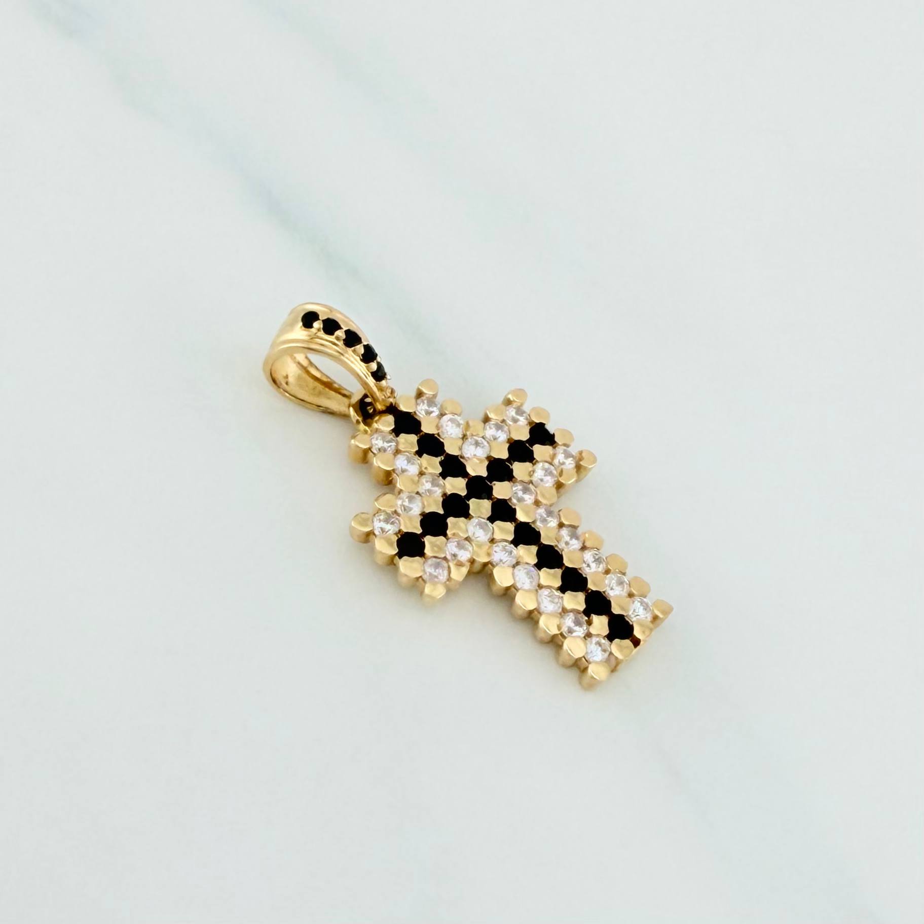 Dije Cruz Puntos 2.4 g / 1 in Oro Amarillo 18K