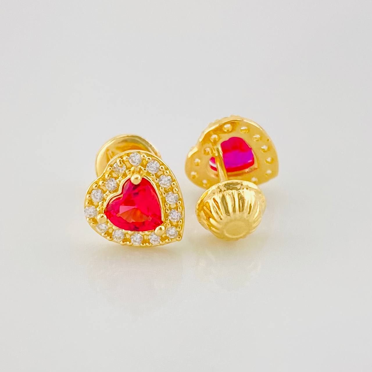 Topos Halo Corazón 1.3g / in / 7.7mm Oro Amarillo 18K