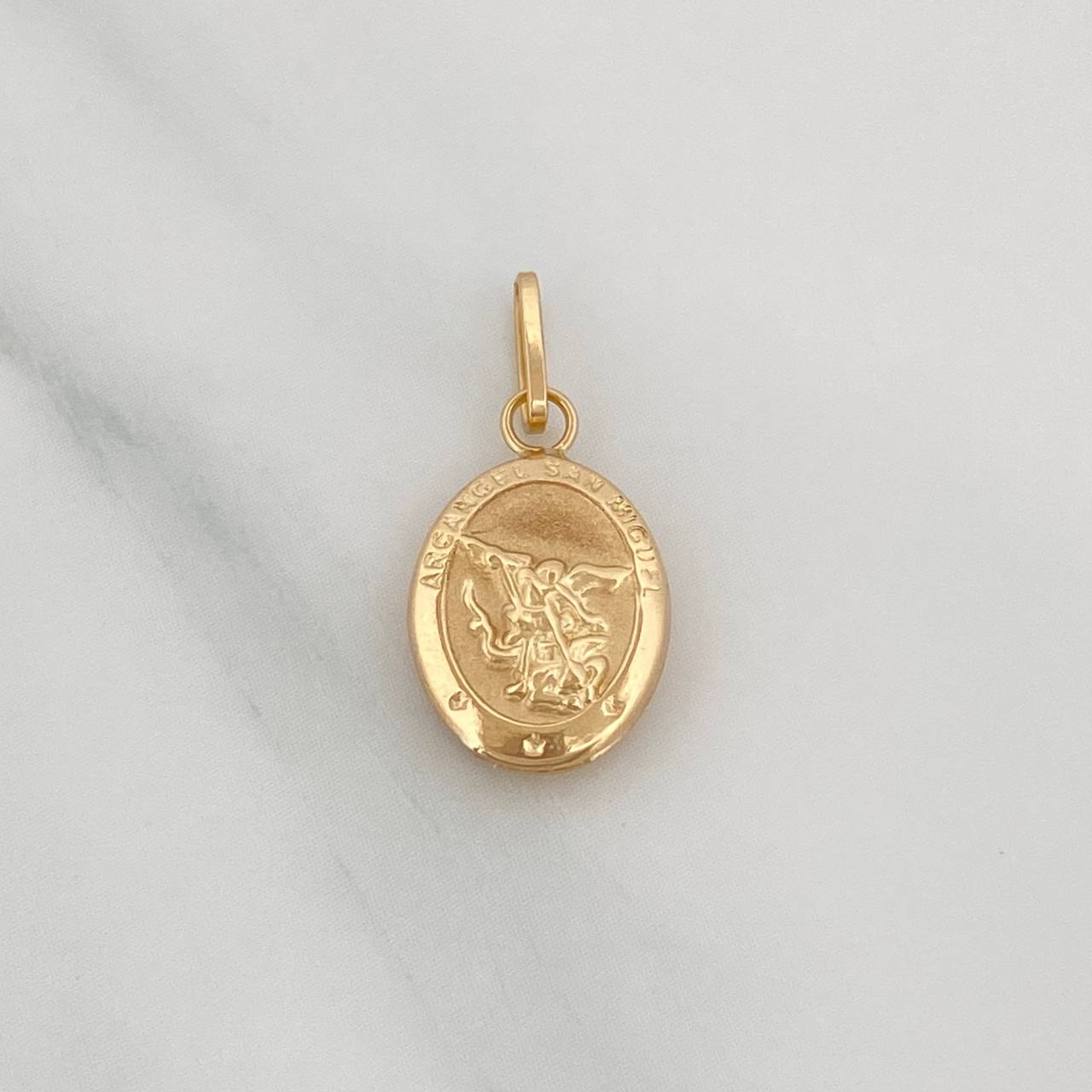 Pendant Saint Michael the Archangel 0.65 g / 3/4 in Yellow Gold 18K