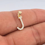 Dije J 0.6gr / 3/4 in / Oro Amarillo 18K $