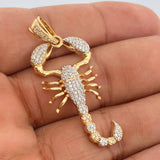 Dije Escorpion 6.1gr / 2 in / Dos Oros Amarillo Blanco 18K $
