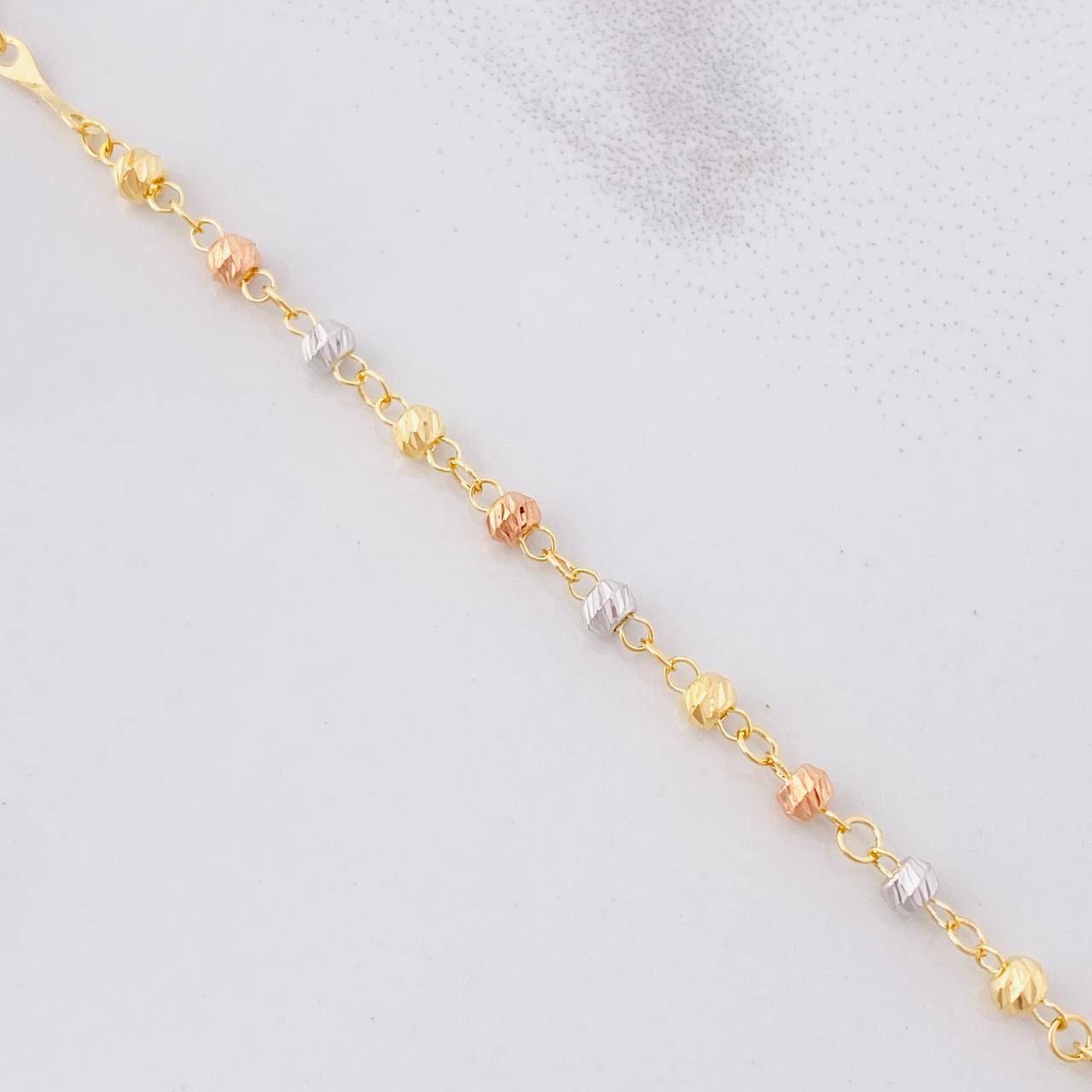 Miraculous Virgin Rosary 6.1g / 20 in / 3mm Three Golds 18K