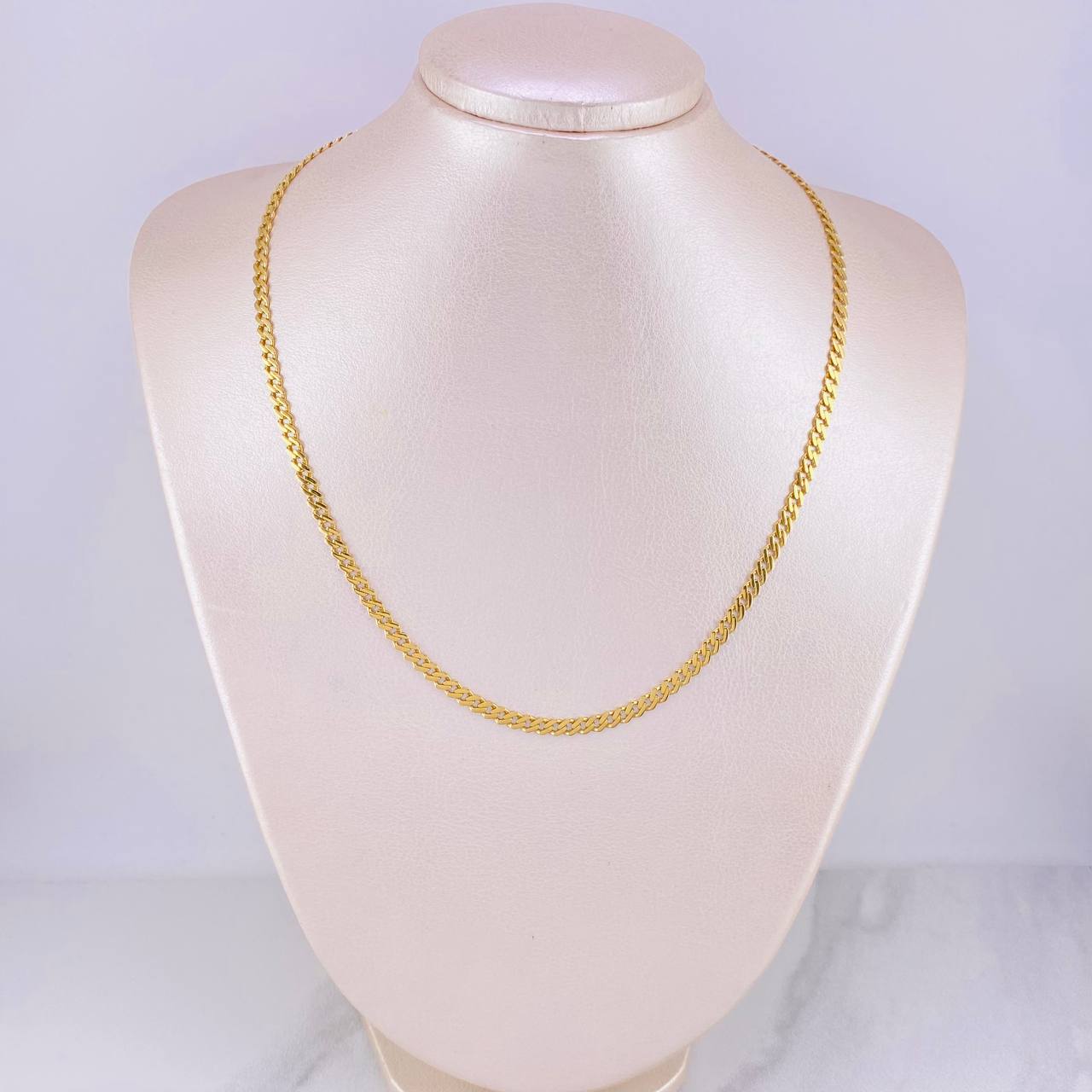 Cadena Cubana Infinito 8g / 18 in / 3.8mm Oro Amarillo 18K