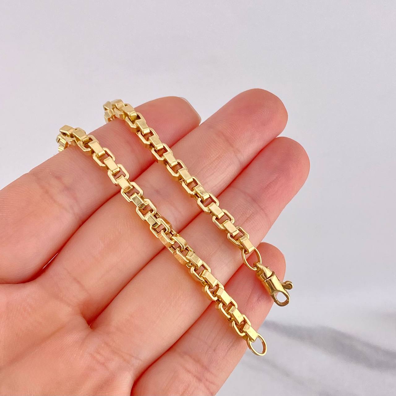 Venetian Bracelet Square 6.55g / 8 1/2 in / 4.4mm Yellow Gold 18K