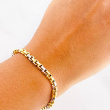 Venetian Bracelet Square 6.3g / 8 1/2 in / 4.3mm Two Yellow White Gold 18K