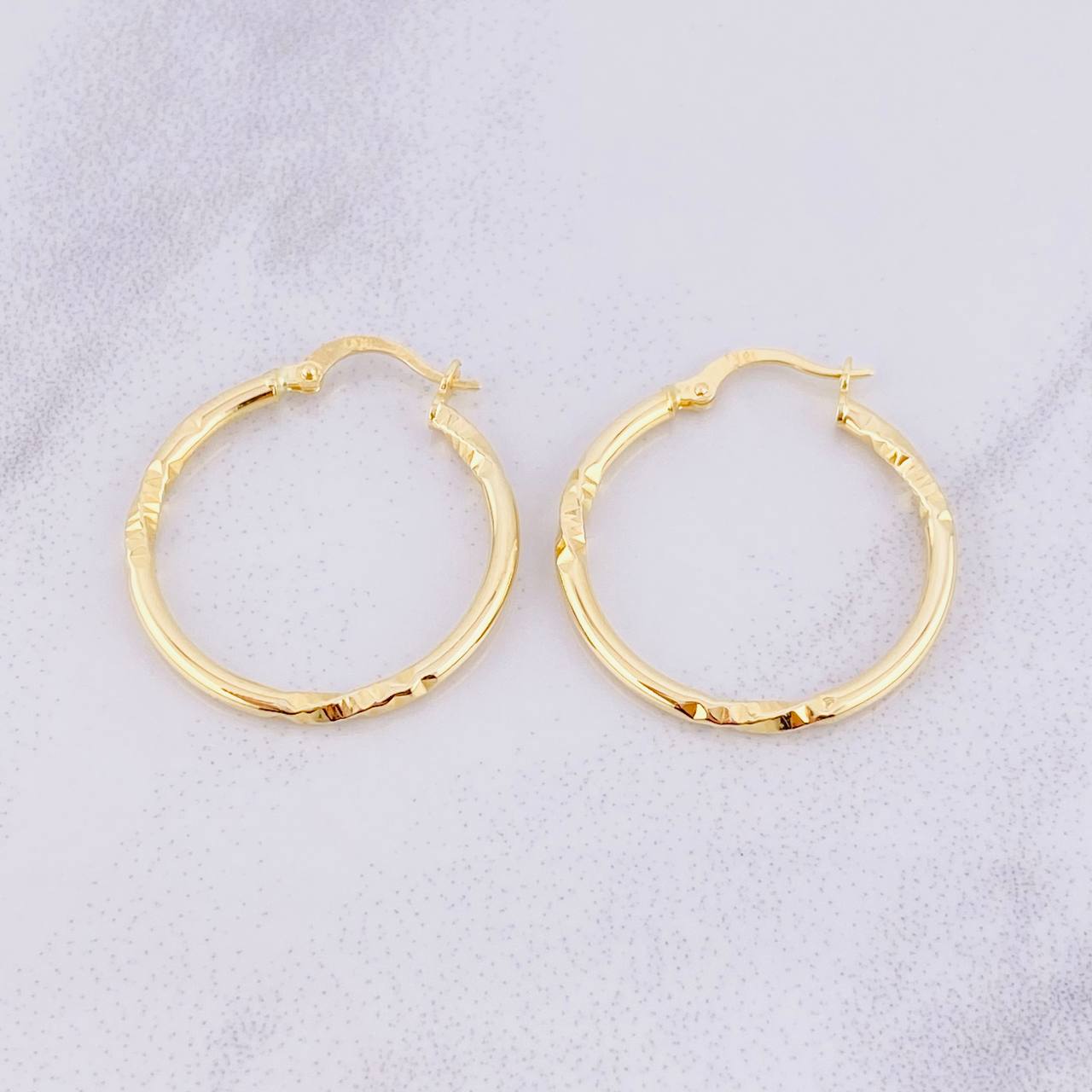 Candongas Megan 1.85g / 1 1/4 in Oro Amarillo 18K