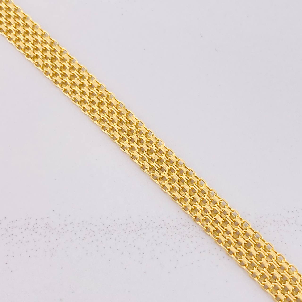 Pulso Chino 8.9g / 8 in / 7mm Oro Amarillo 18K