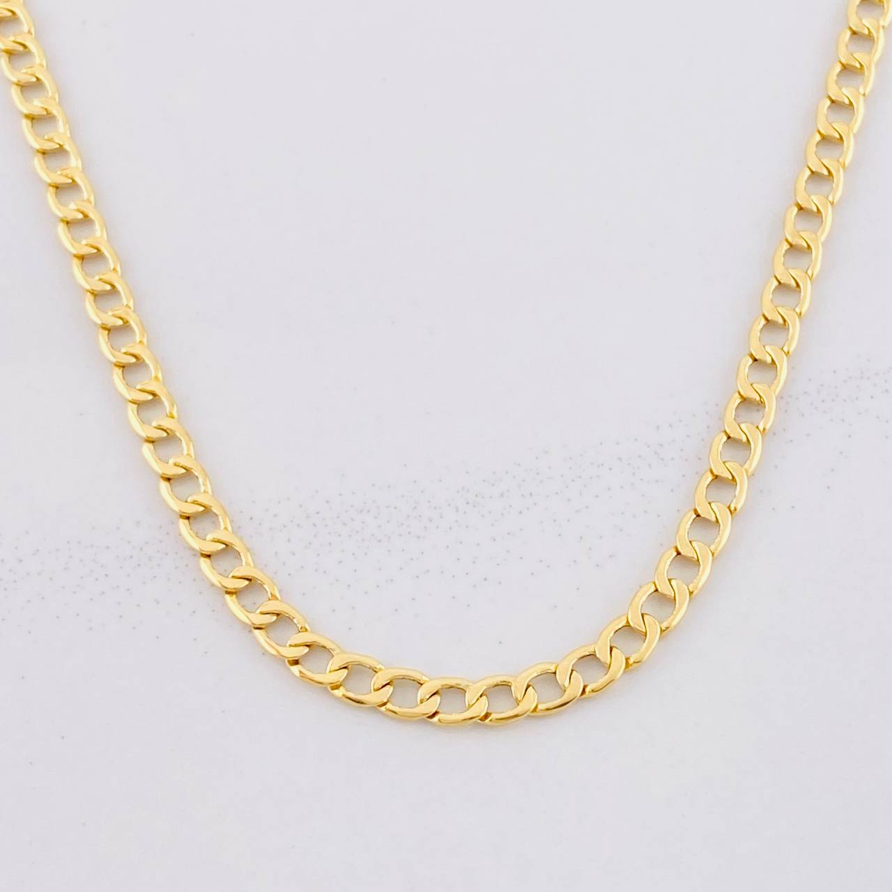 Cadena Cubana 5.65g / 24 in / 3.2mm Oro Amarillo 18K