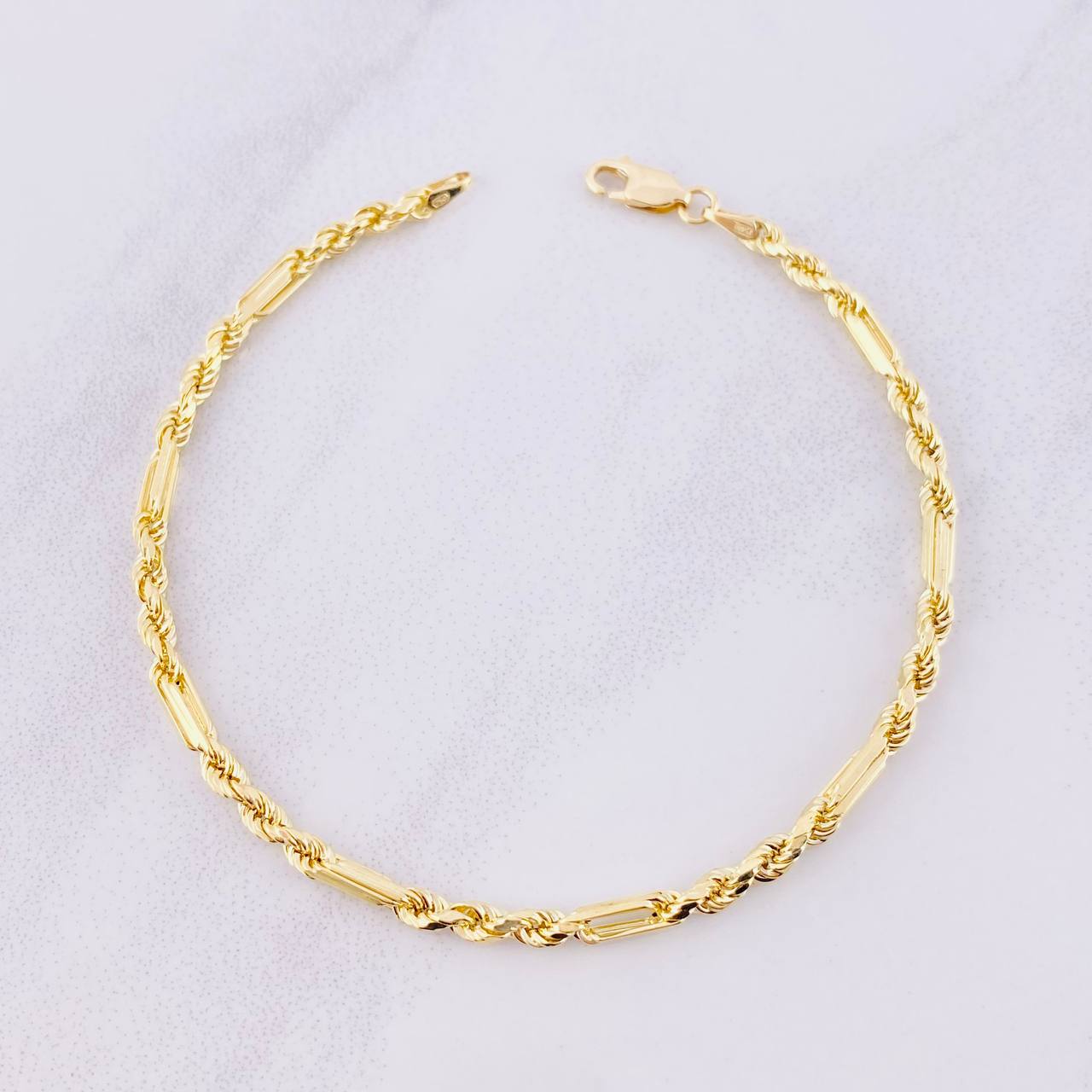 Pulso Lazo Especial 5.2g / 7 3/4 in / 3mm Oro Amarillo 18K