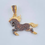 Dije Caballo 5.95gr / 1 1/2 in / Dos Oros Negro Amarillo 18K %