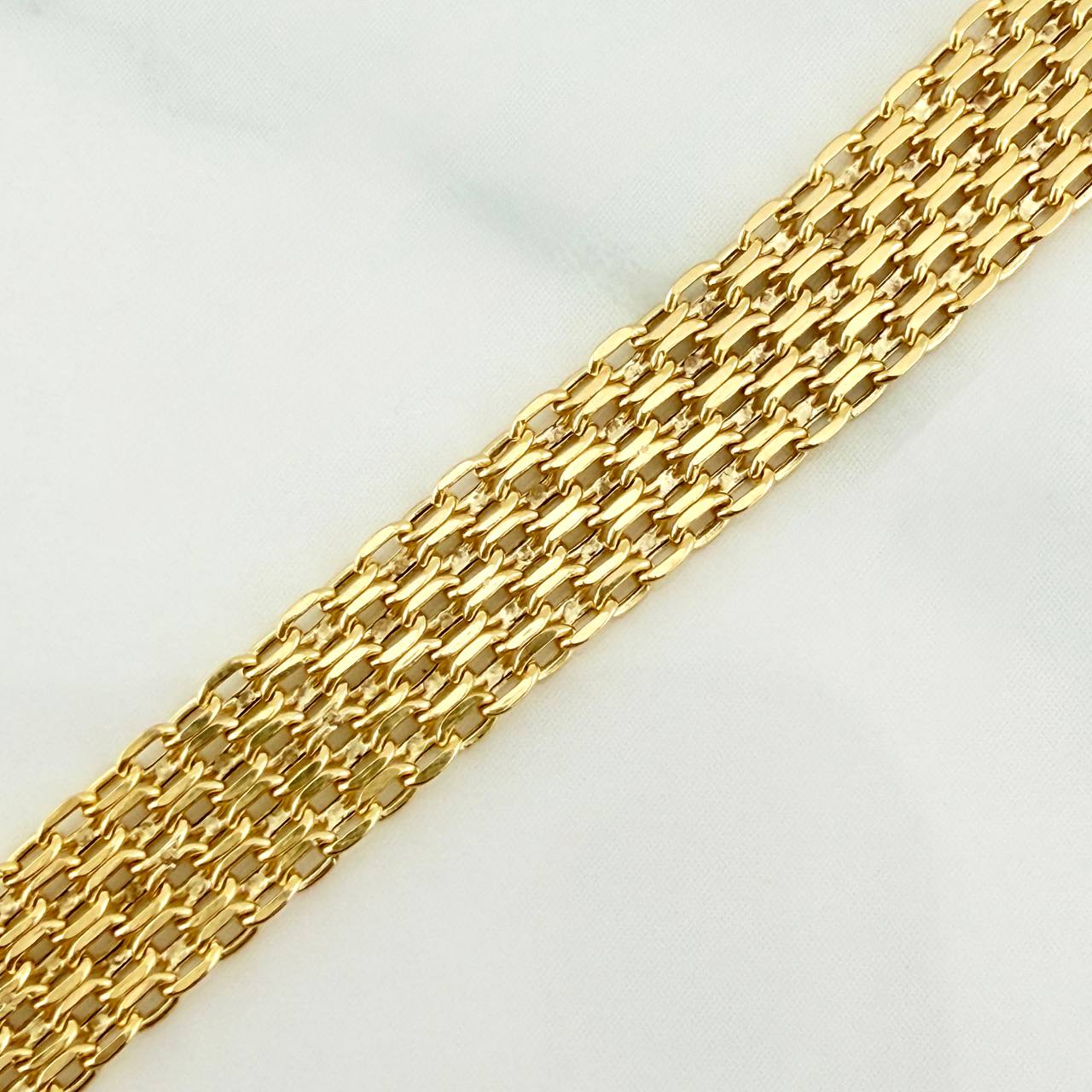 Pulso Chino 4.85gr / 7 3/4 in / 6.45mm Oro Amarillo +1 18K $