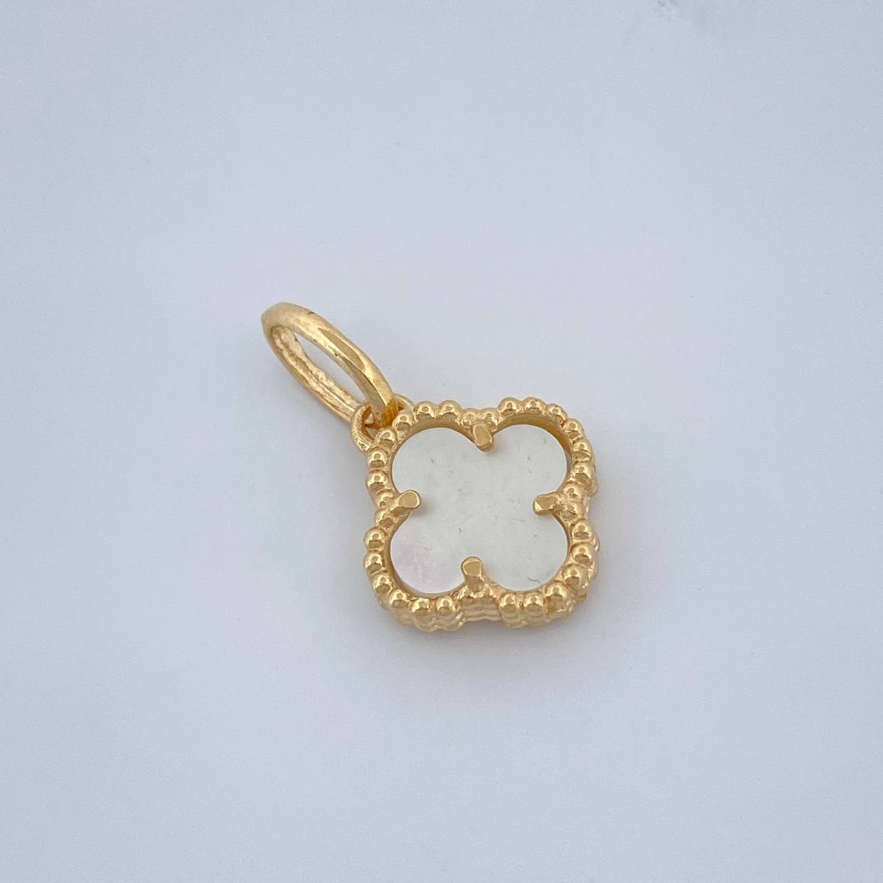 Dije Trebol 1.15gr / 3/4 in / Oro Amarillo Nac.Esp. 18K %