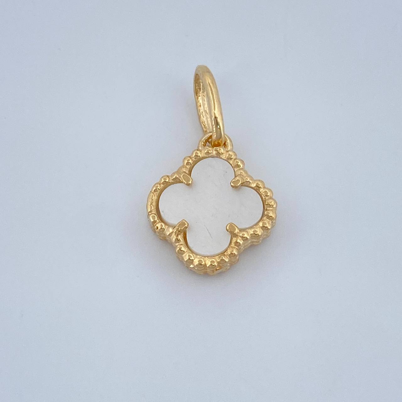 Dije Trebol 1.15gr / 3/4 in / Oro Amarillo Nac.Esp. 18K %