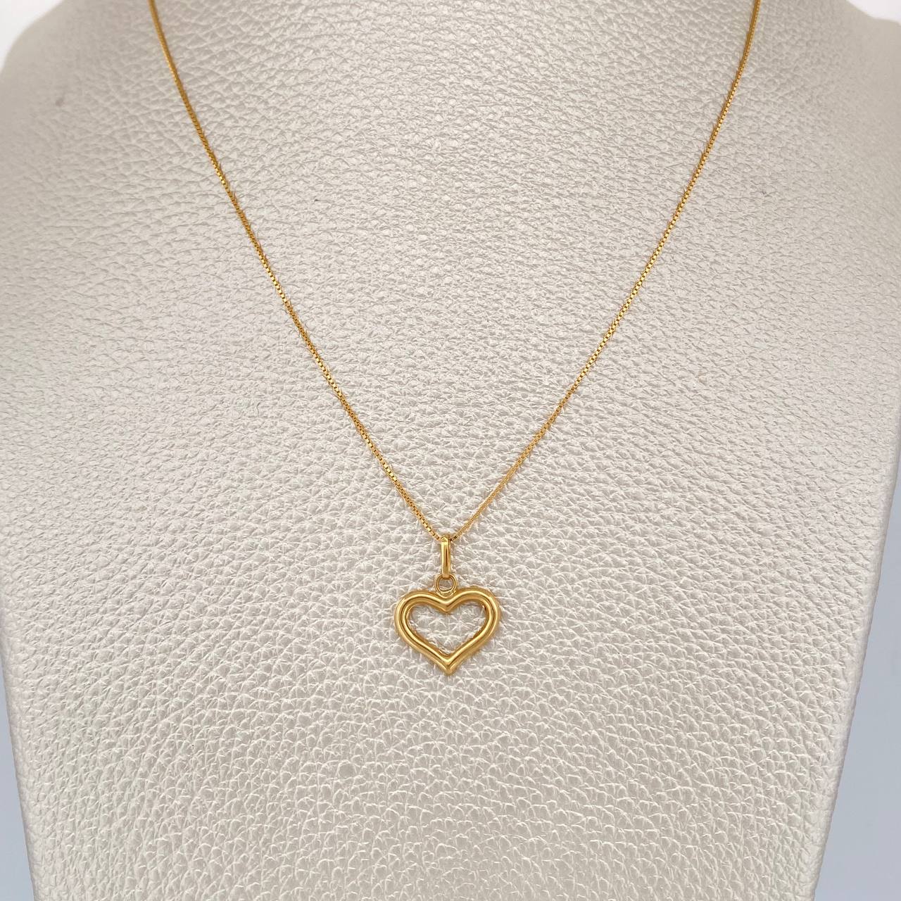 Set Cadena y Dije Veneciana + Silueta Corazon 1.75gr / 17 3/4 in / 1mm Oro Amarillo 18K %
