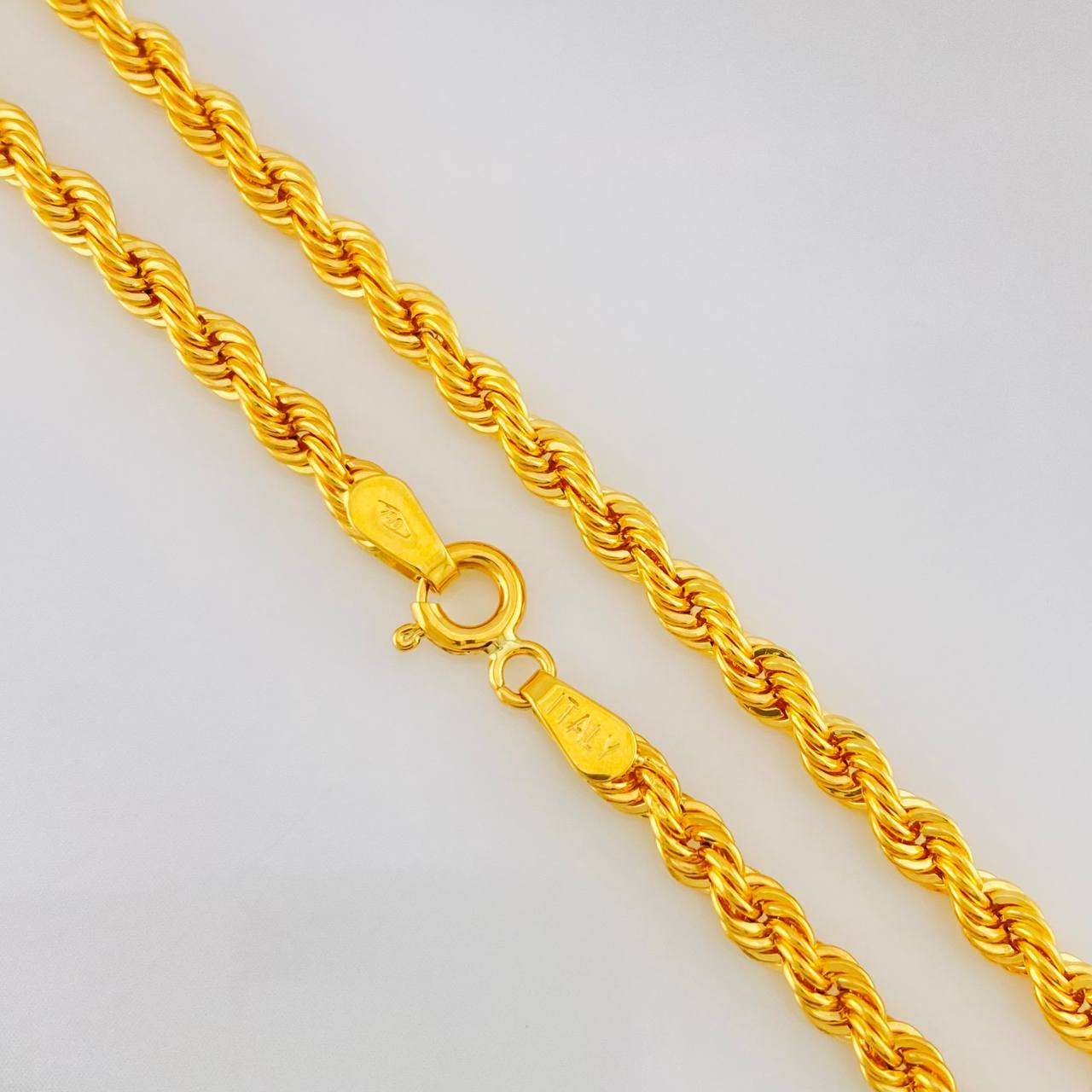 Cadena Lazo 7.8g / 24 in / 3.2mm Oro Amarillo 18K