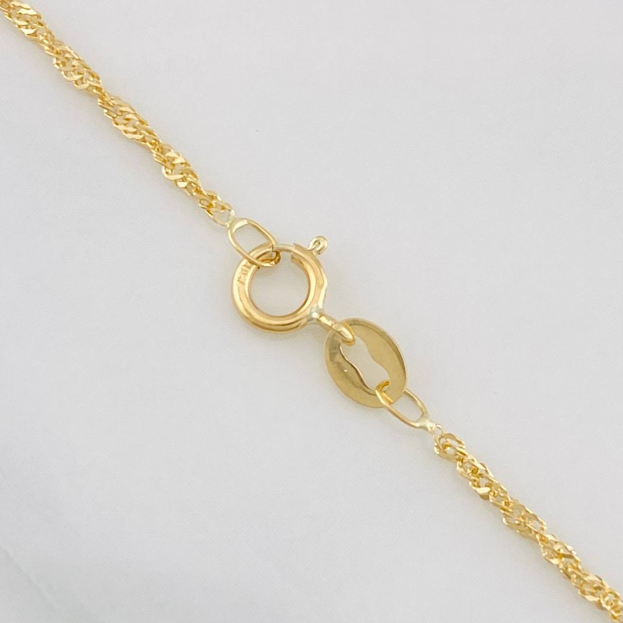 Cadena Singapur 1.4g / 45cm / 1.3mm Oro Amarillo 18K