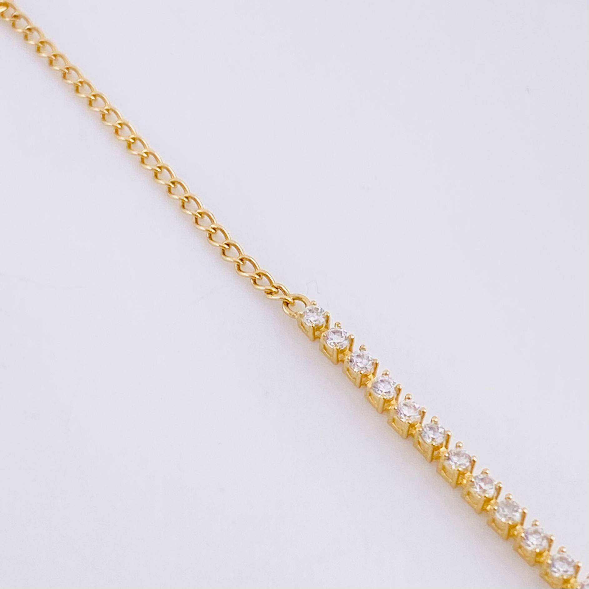 Pulso Modulable Tenis 2.25g / 7 1/2 in - 7 in / 1.8mm Oro Amarillo 18K