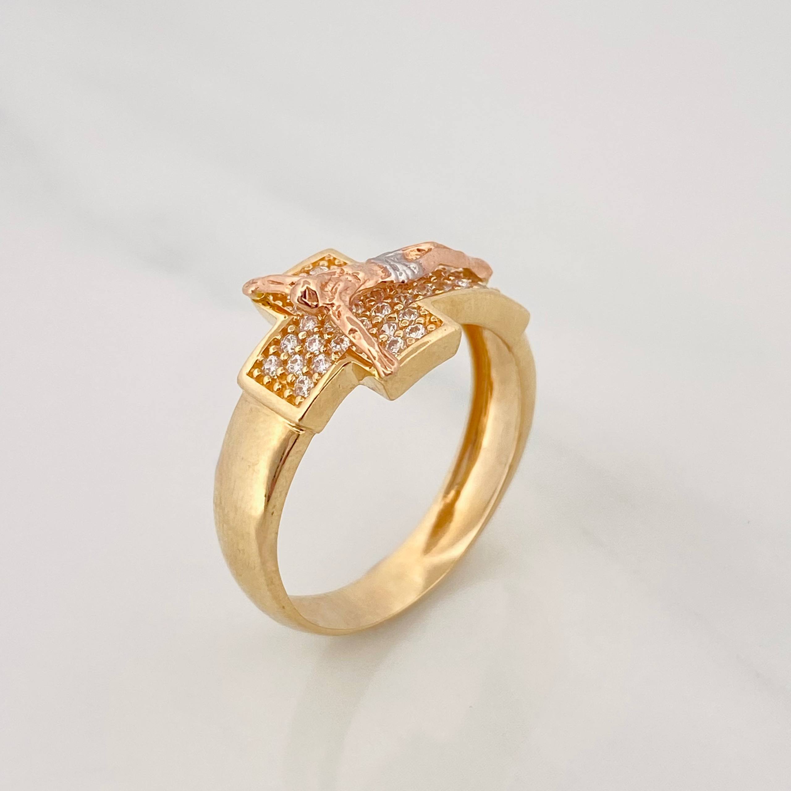 Christ Cross Ring 4.95g / T9 Three Golds 18K