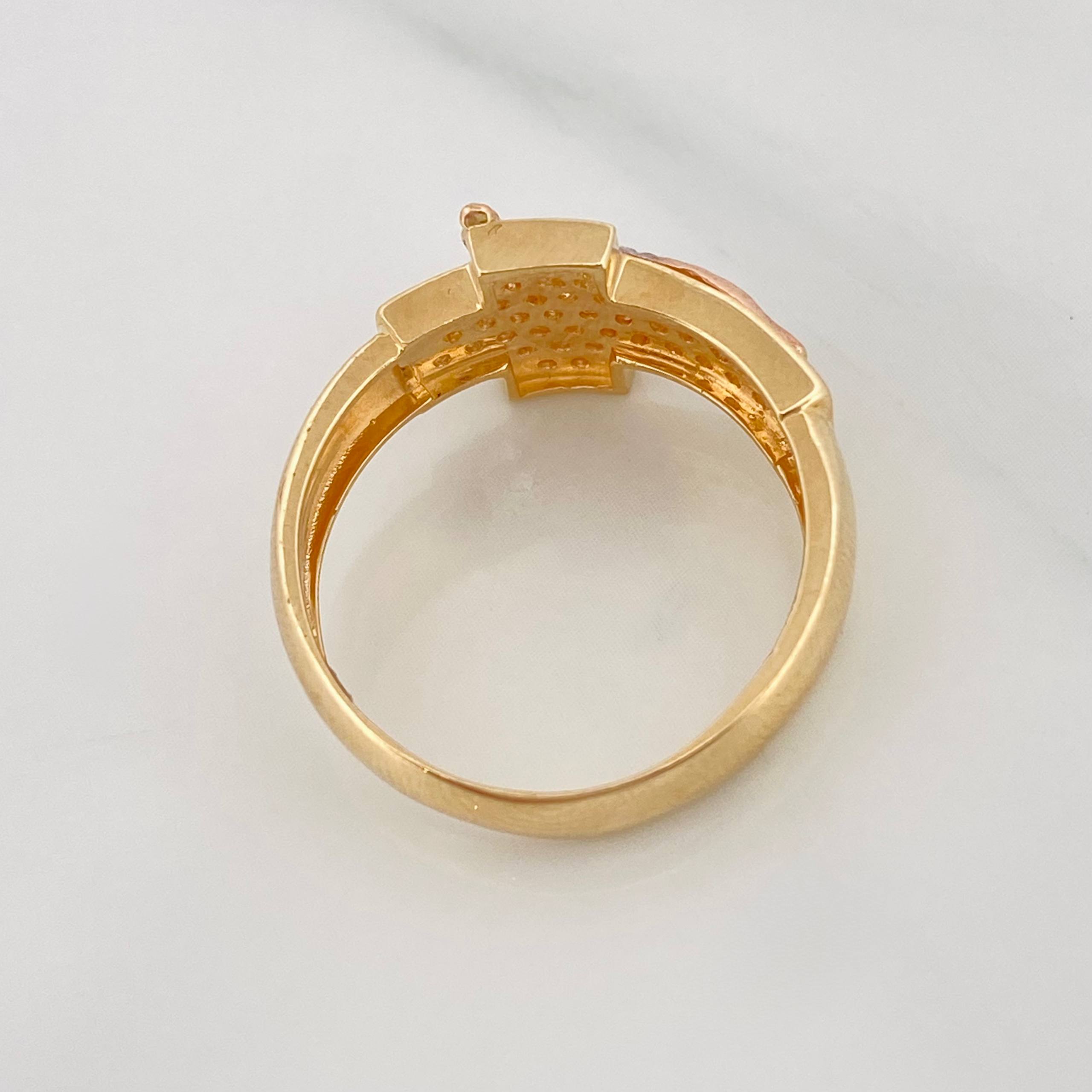 Christ Cross Ring 4.95g / T9 Three Golds 18K