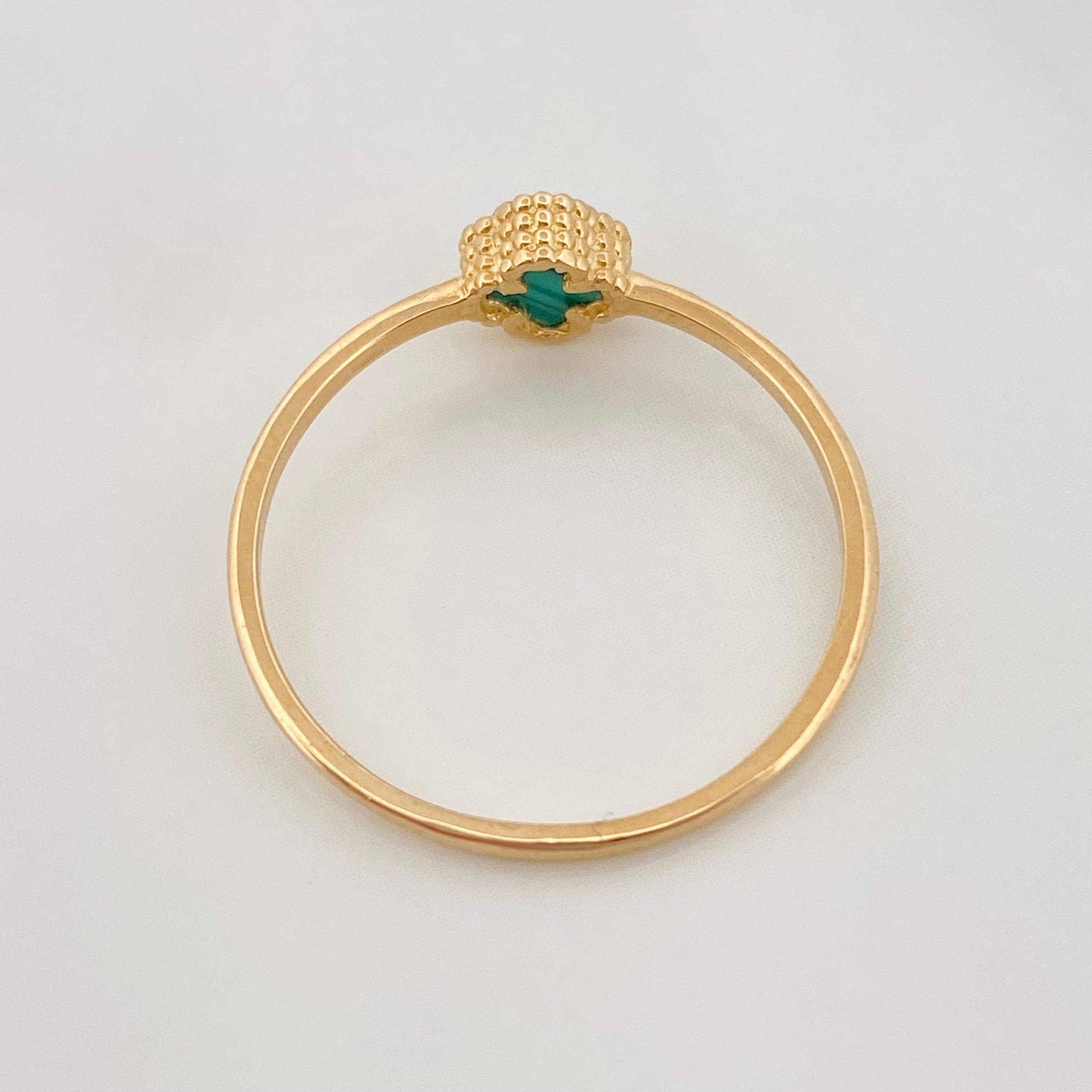 Anillo Trebol 1.25g / T7 1/4 Oro Amarillo 18K