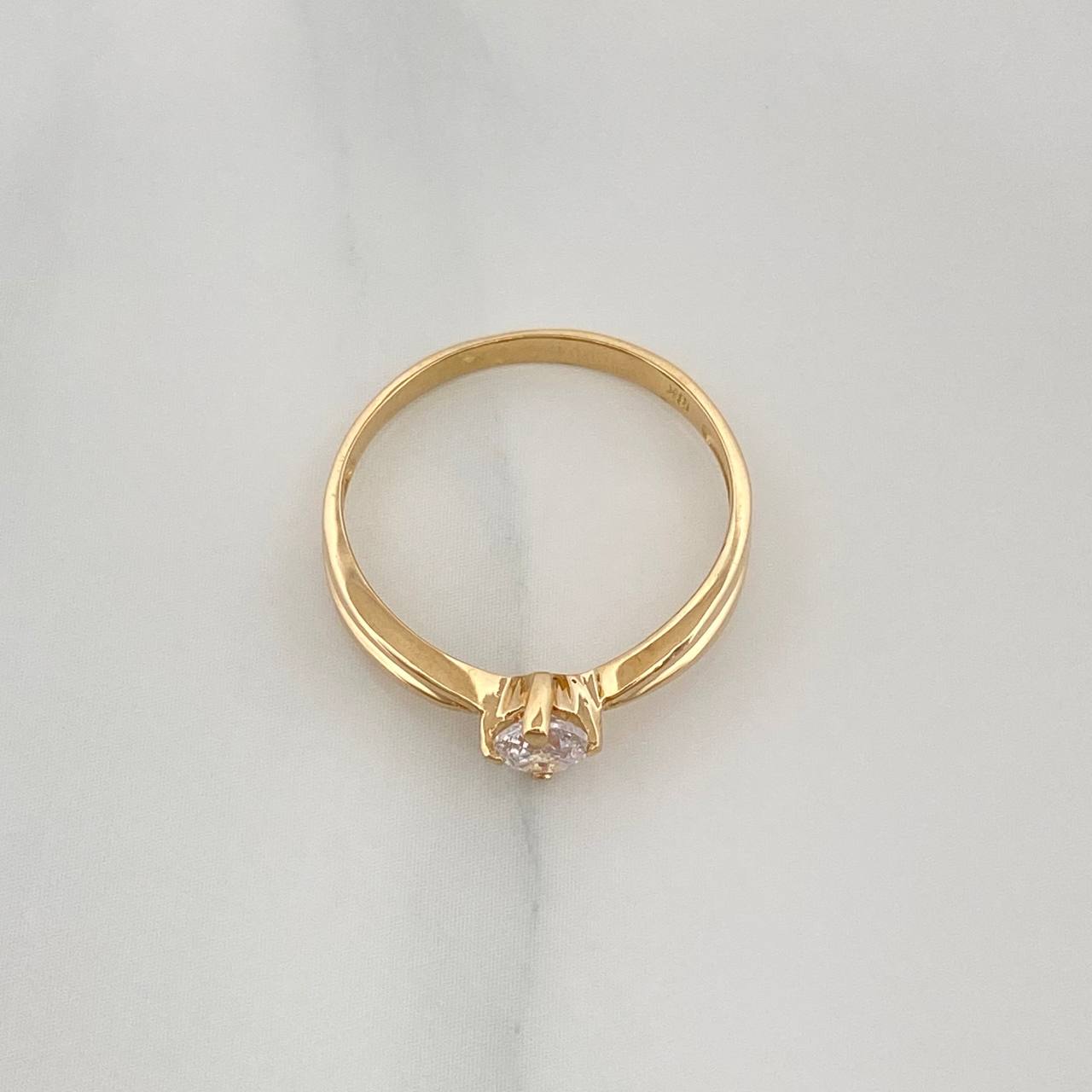 1.6 g Solitaire Ring / T5 1/4 Yellow Gold 18K