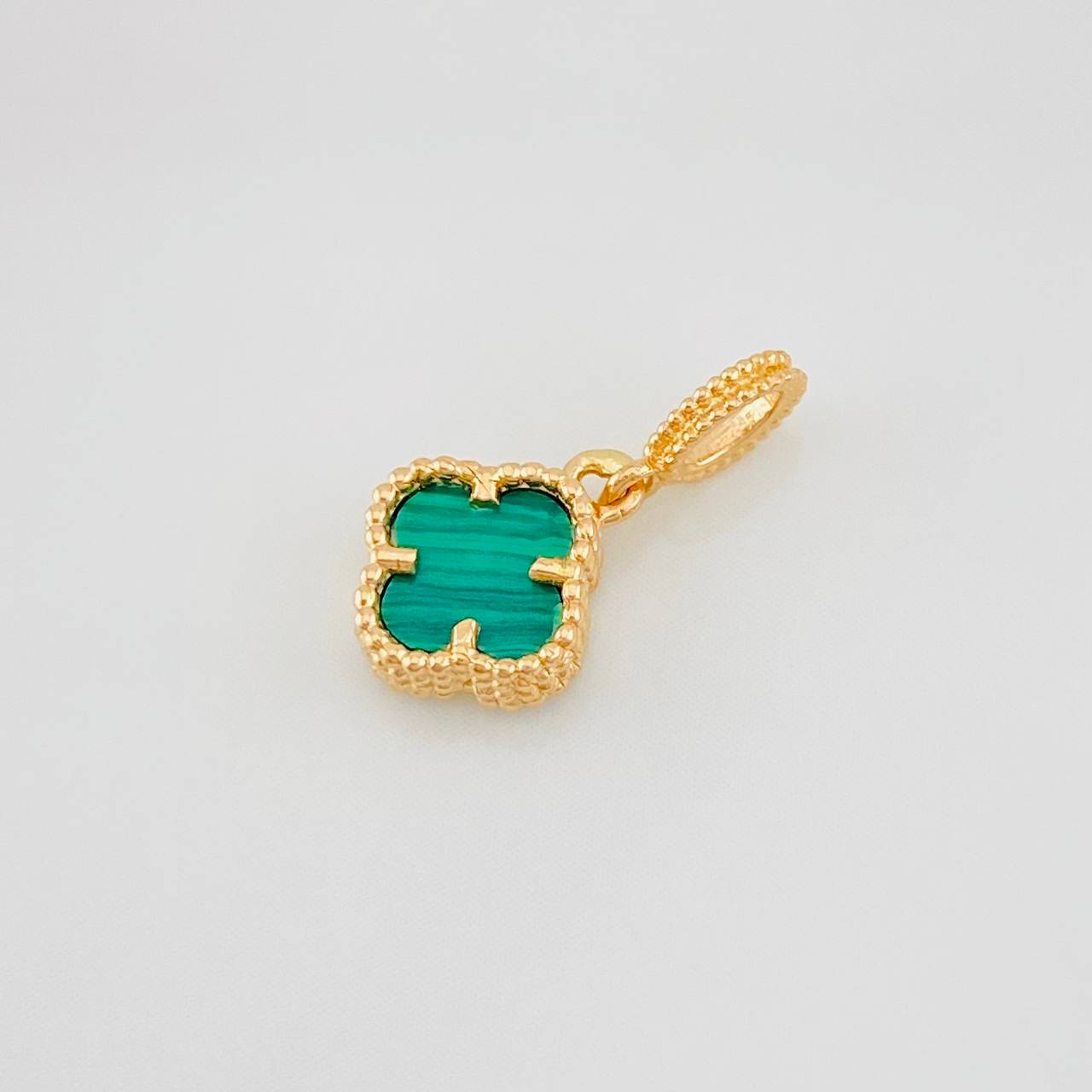 Dije Trebol 0.8g / 1/2 in Oro Amarillo 18K