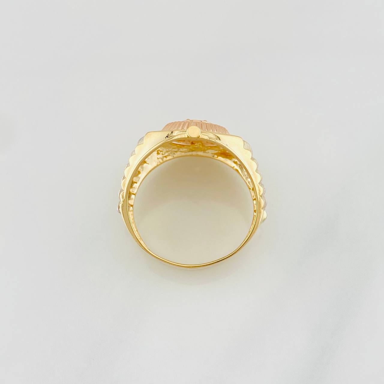 Halo Ring 5.9g / T8 Three Golds 18K