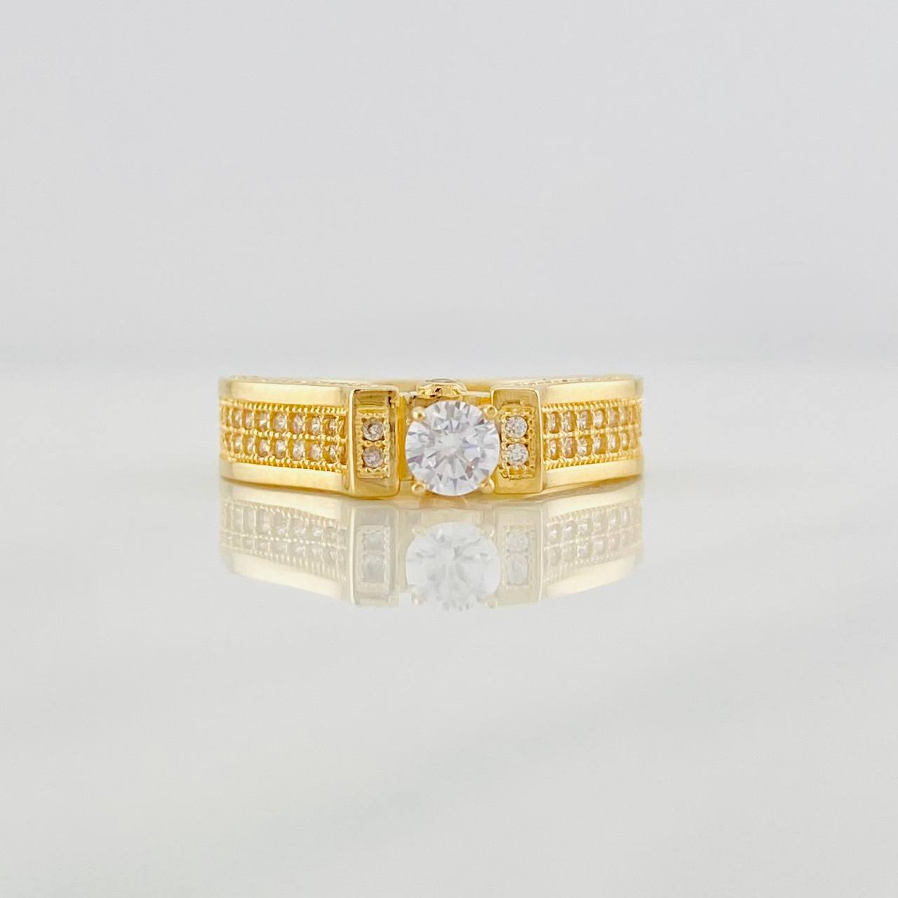 Solitaire Churumbela Ring 4.75g / T5 1/2 Yellow Gold 18K