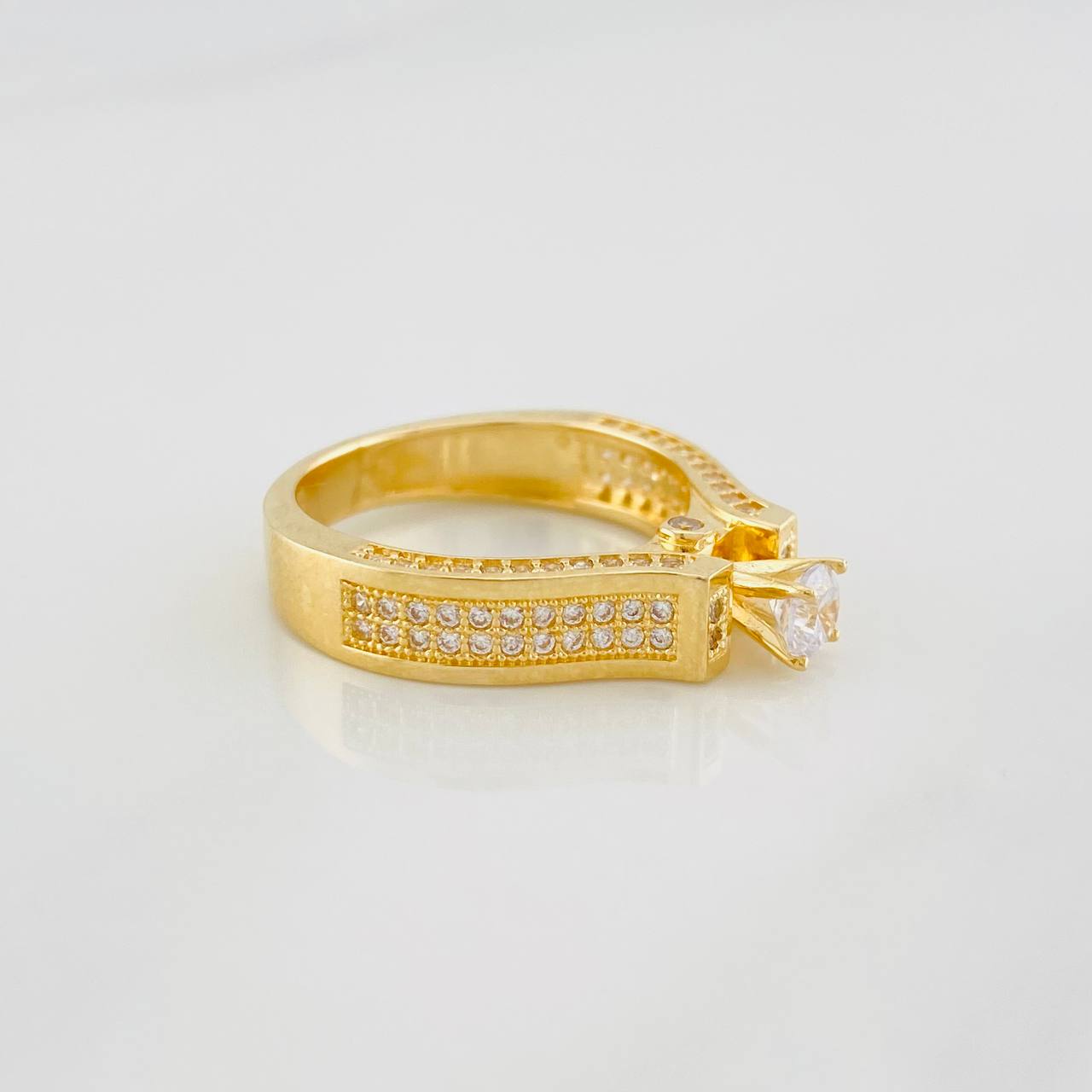 Solitaire Churumbela Ring 4.75g / T5 1/2 Yellow Gold 18K