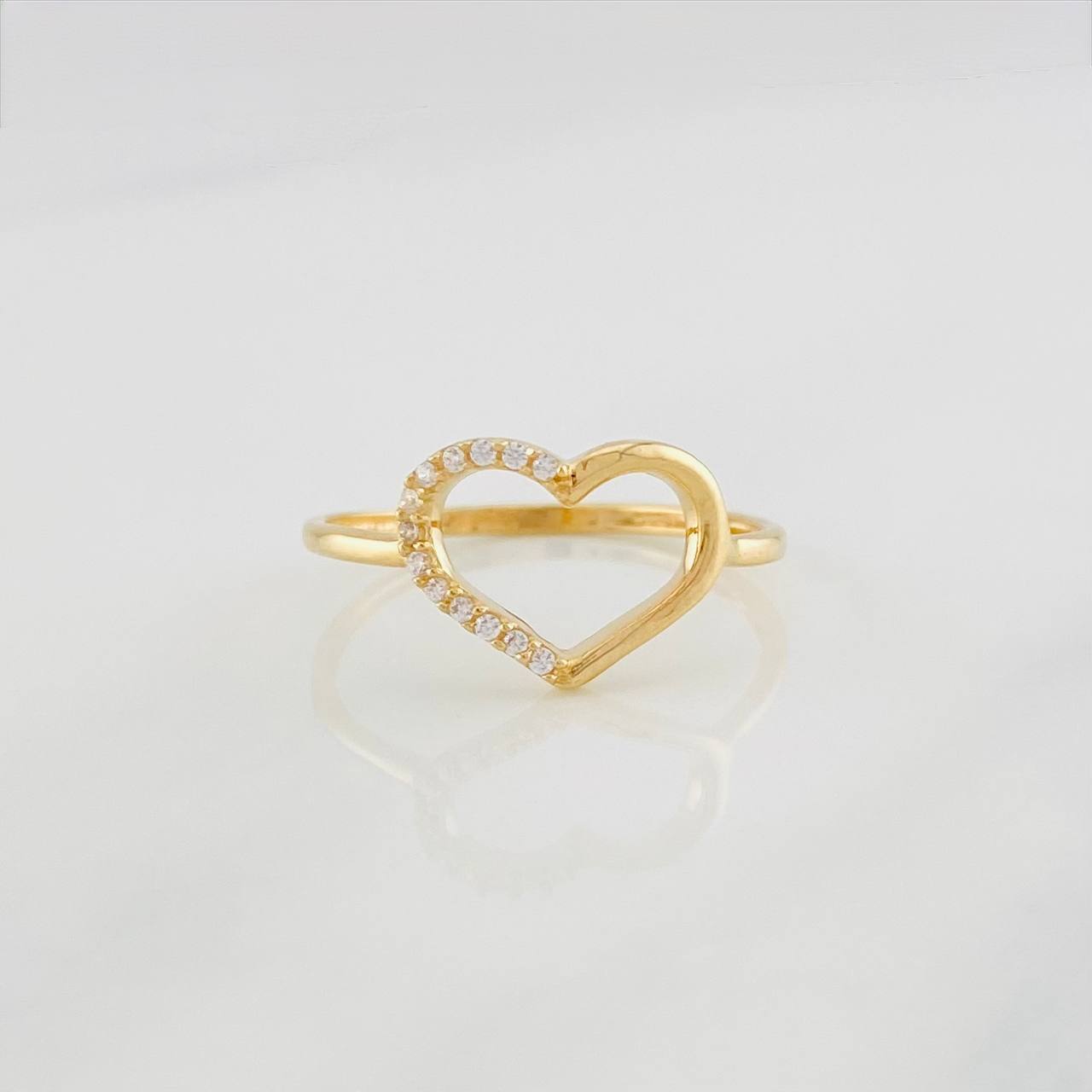 Anillo Corazon 1.35g / T7 1/2 Oro Amarillo 18K