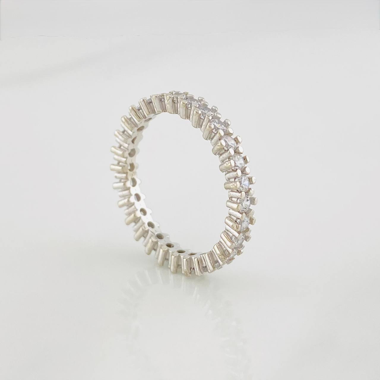 Churumbela Ring 2.8g / T6 1/4 18K White Gold