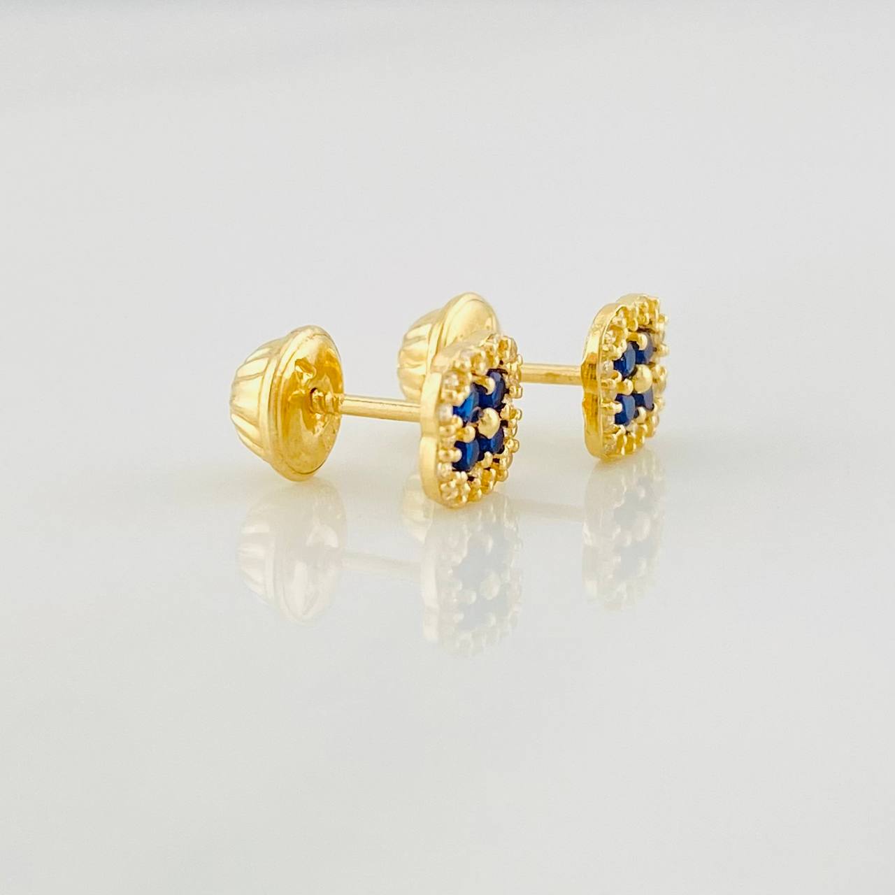 Halo Clover Stud Earrings 0.9g / in / 5.6mm Yellow Gold 18K