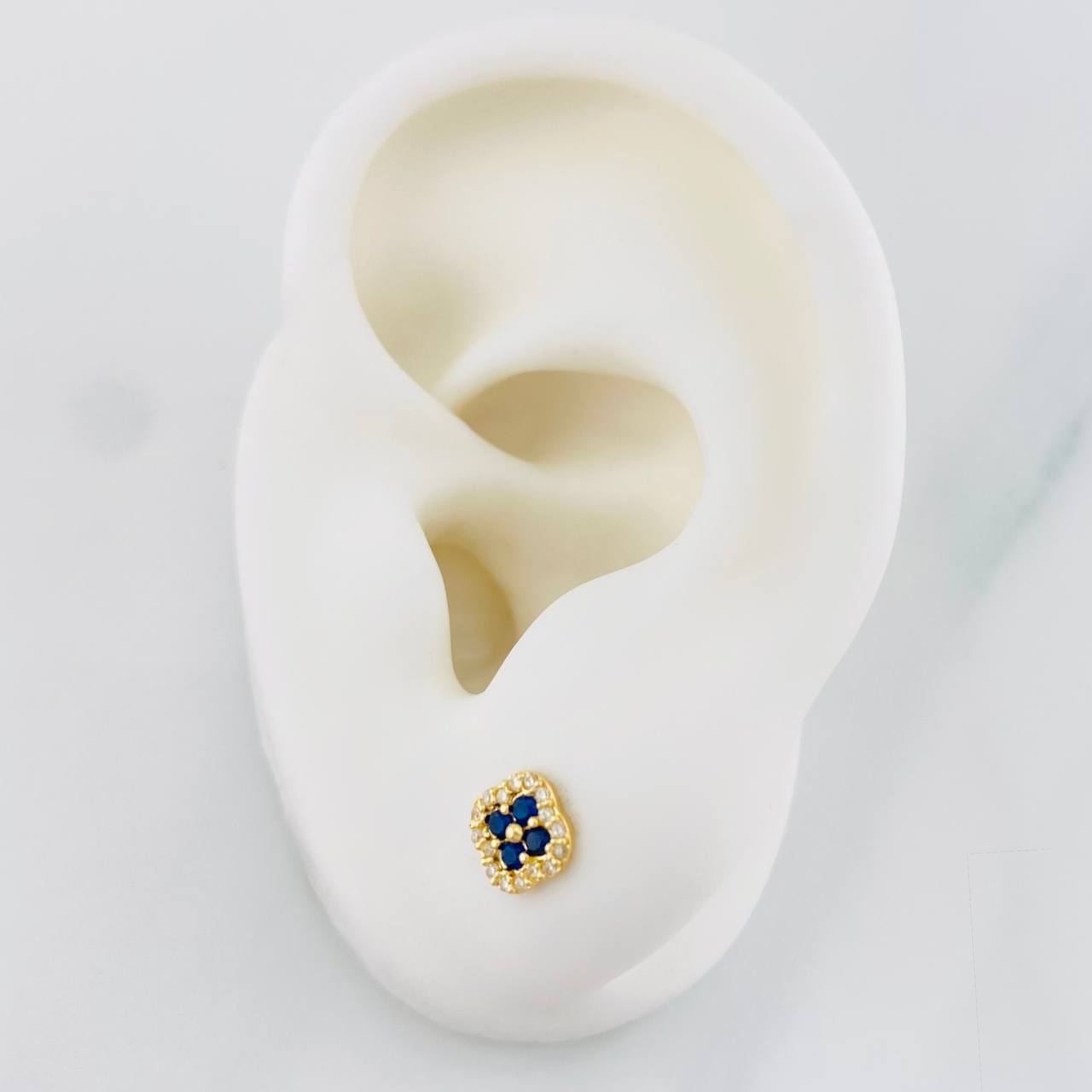 Halo Clover Stud Earrings 0.9g / in / 5.6mm Yellow Gold 18K