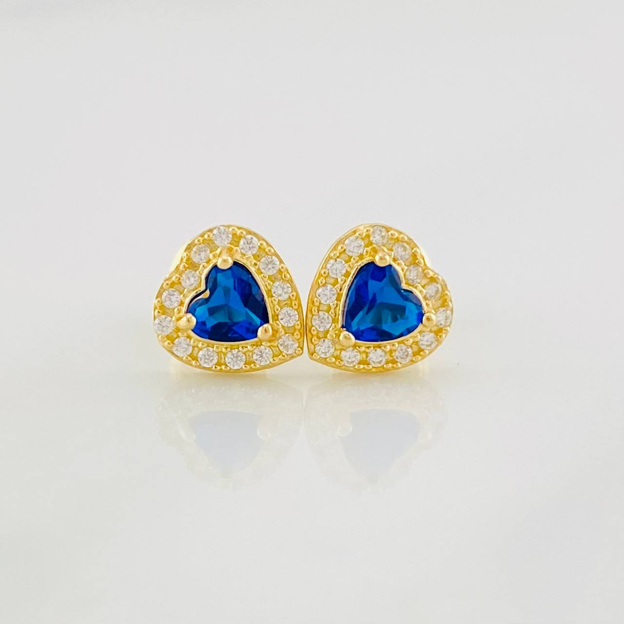 Topos Halo Corazón 1.3g / in / 7.6mm Oro Amarillo 18K