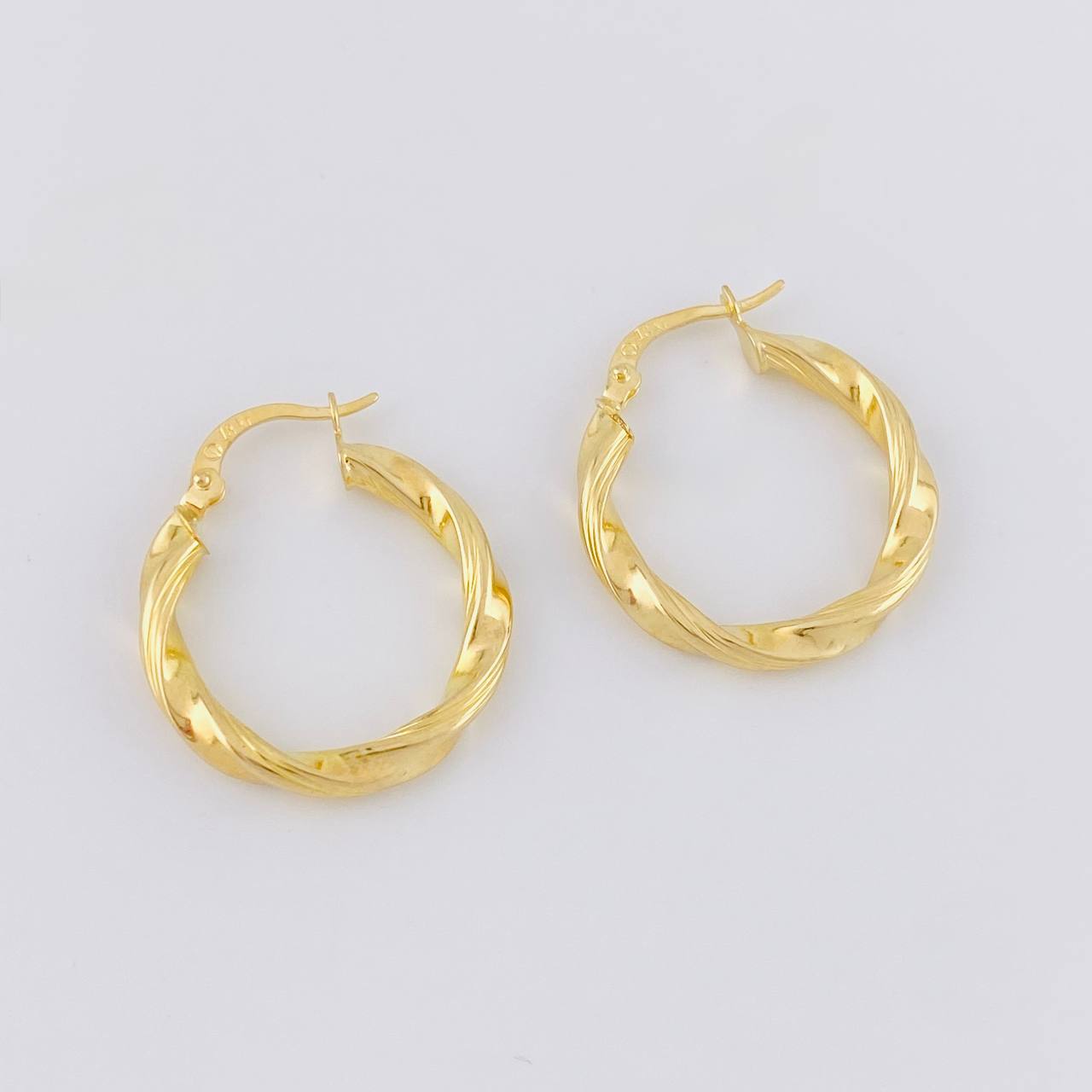 Hoop Earrings Mai 2.7g / 1 in Yellow Gold 18K