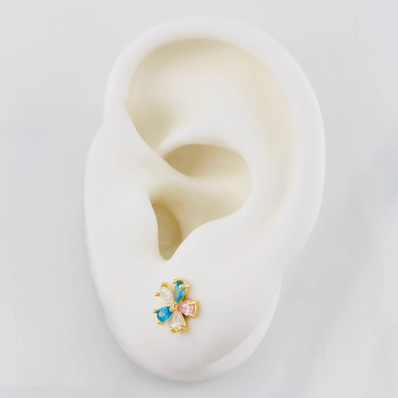 Topos Flores 1g / in / 7.7mm Oro Amarillo 18K